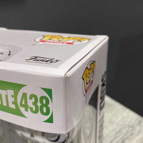 Funko Pop! Games | Fortnite #438: Skull Trooper - Collectable Vinyl Figure - Picture 10 of 12